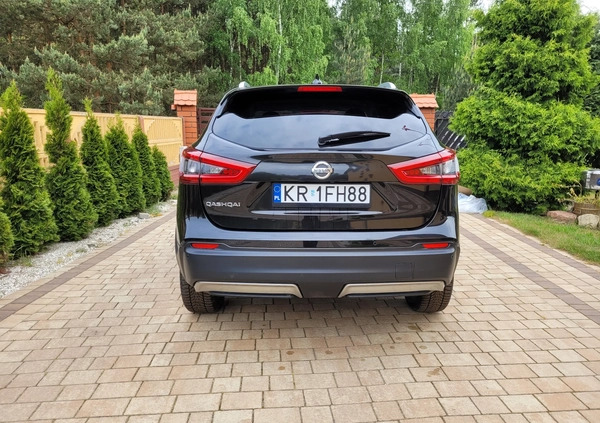 Nissan Qashqai cena 58900 przebieg: 179000, rok produkcji 2017 z Częstochowa małe 92